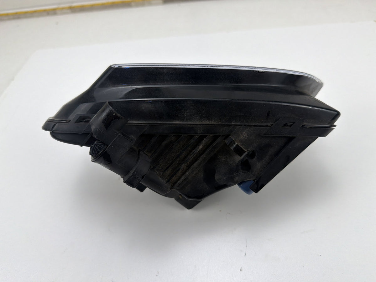 2013-2016 Audi A4 Front Left Driver Side Halogen Fog Light 8K0941699C OEM