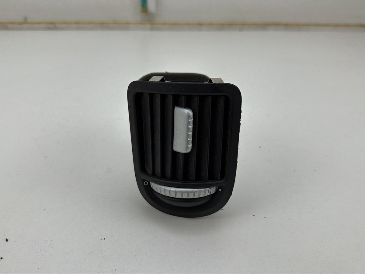 2003-2006 Porsche Cayenne Front Left Driver Side Dash Air Vent 7L5819703A OEM