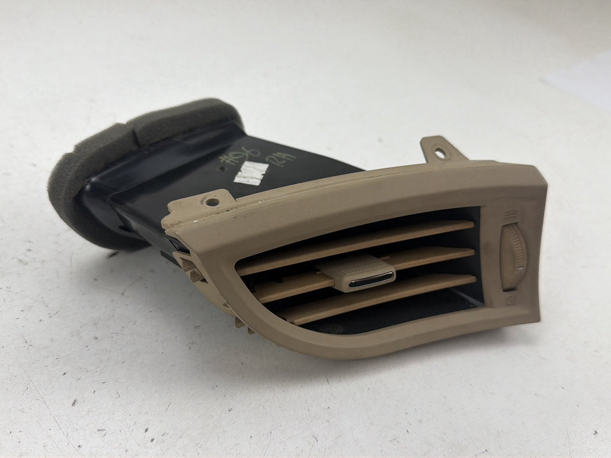 2010-2012 Buick LaCrosse Front Right Side Dashboard Outer AC Air Vent Grille OEM