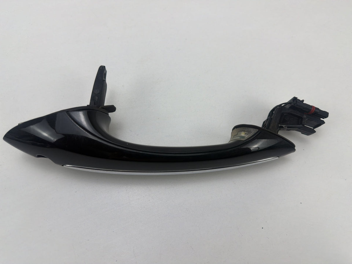 2011-2013 BMW 550i xDrive Front Left Driver Side Outer Exterior Door Handle OEM