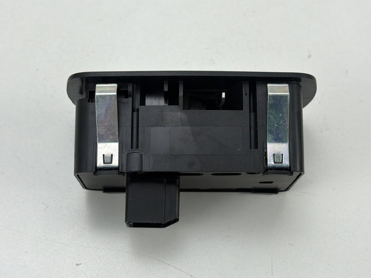 2014-2021 Maserati Quattroporte Front Right Side Window Switch 670025405 OEM