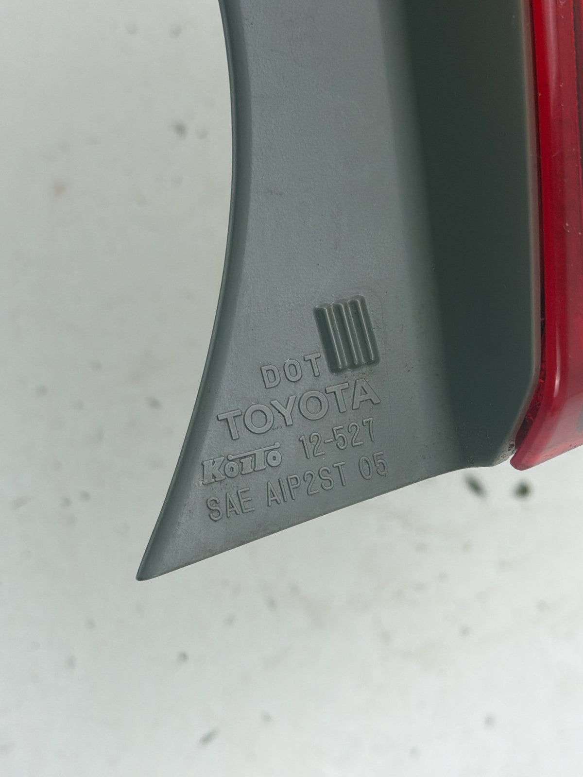 2009-2010 Toyota Corolla Rear Right Passenger Side Outer Tail Light Lamp OEM