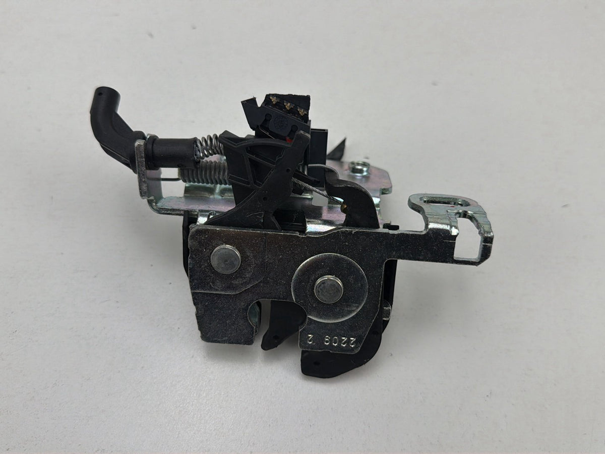 2010-2014 Mercedes-Benz E-Class-Right Rear Release Lock Latch Handle OEM