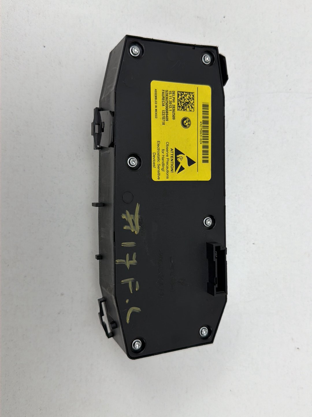 2014 BMW X1 E84 SUV Seat Belt Control Module 9275069-02 OEM
