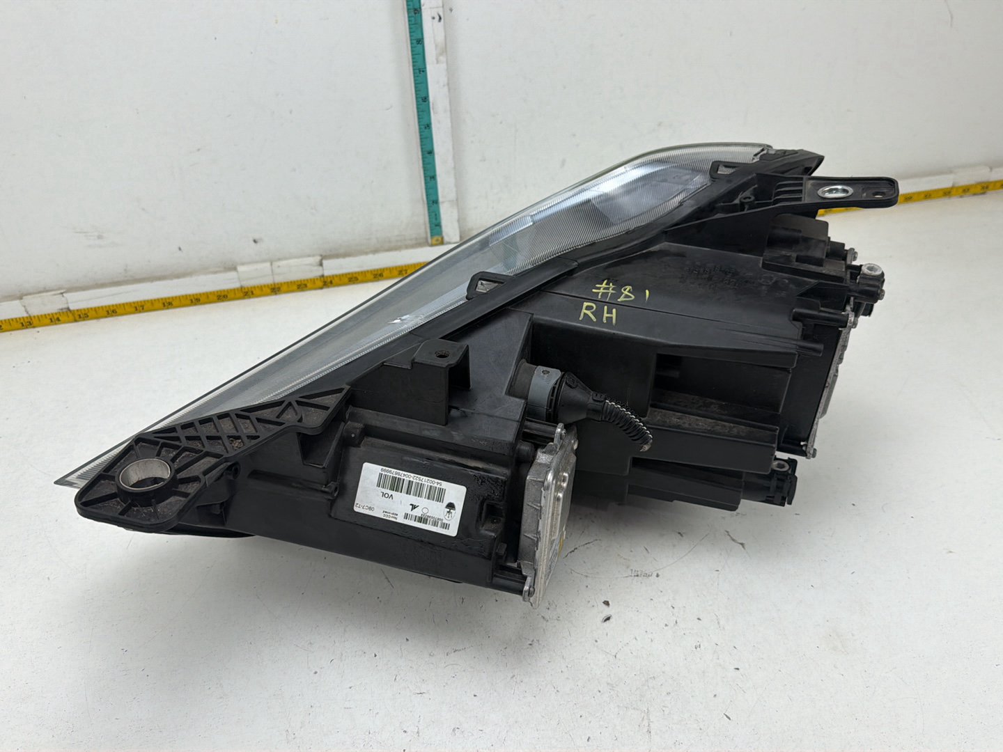 2014-2017 Maserati Ghibli Front Right Xenon Headlight Headlamp 00670038233 OEM