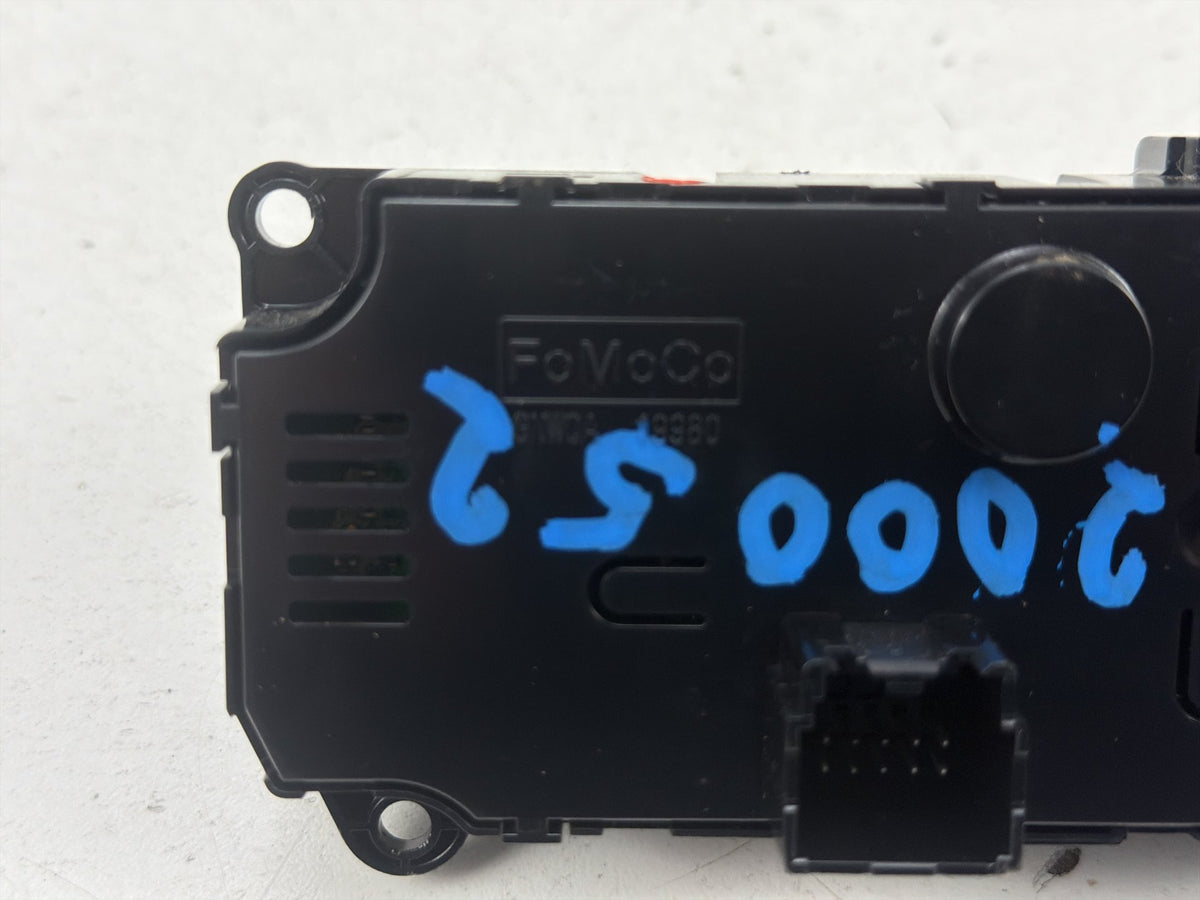 2016-2019 Ford Explorer Climate AC Heater Temperature Control Panel OEM