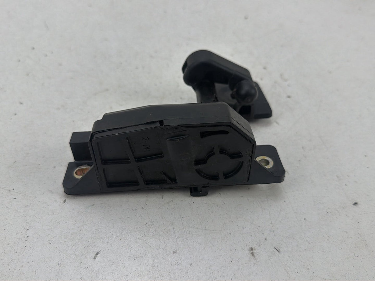 2015-2020 Toyota Sienna Rear Right Quarter Vent Window Motor Actuator OEM