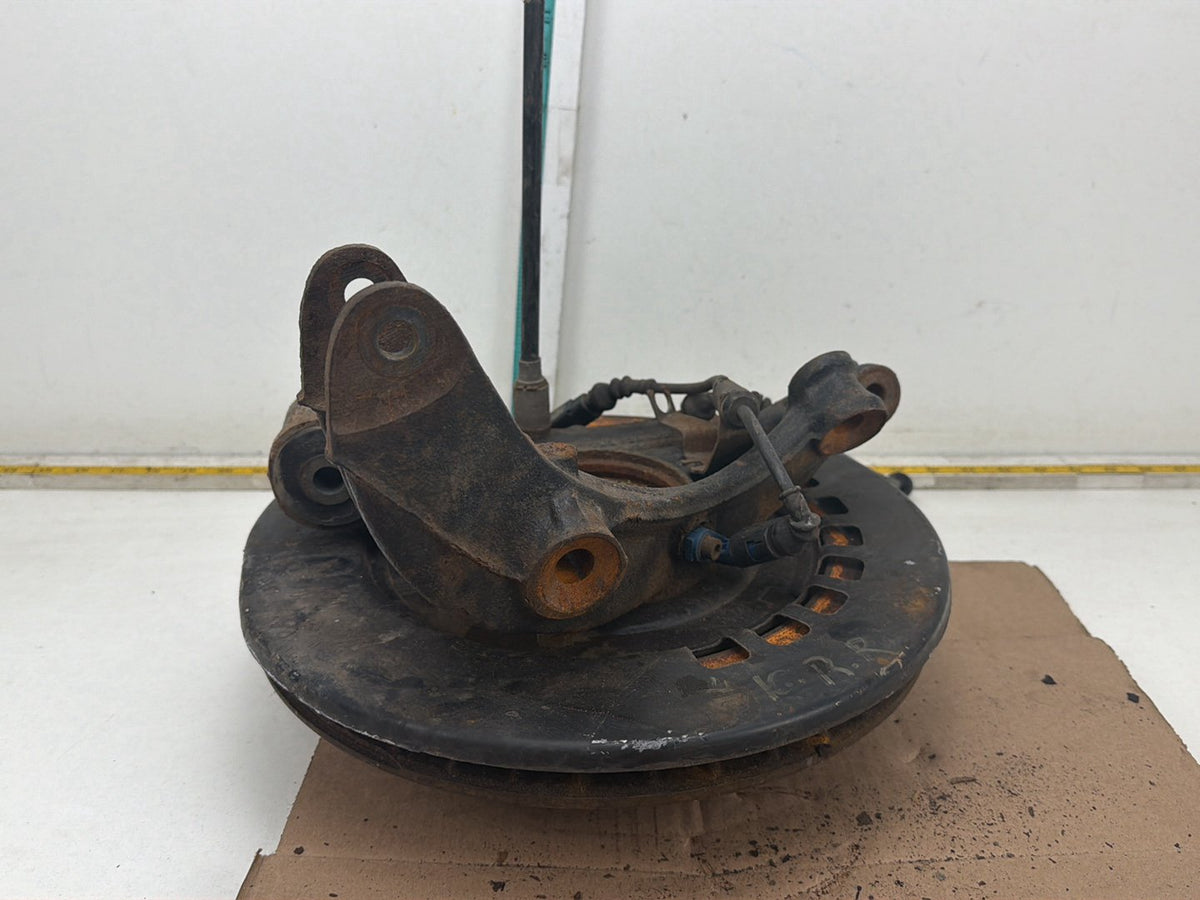 2004-2006 Porsche Cayenne Car Rear Right Steering Knuckle Spindle Wheel Hub OEM