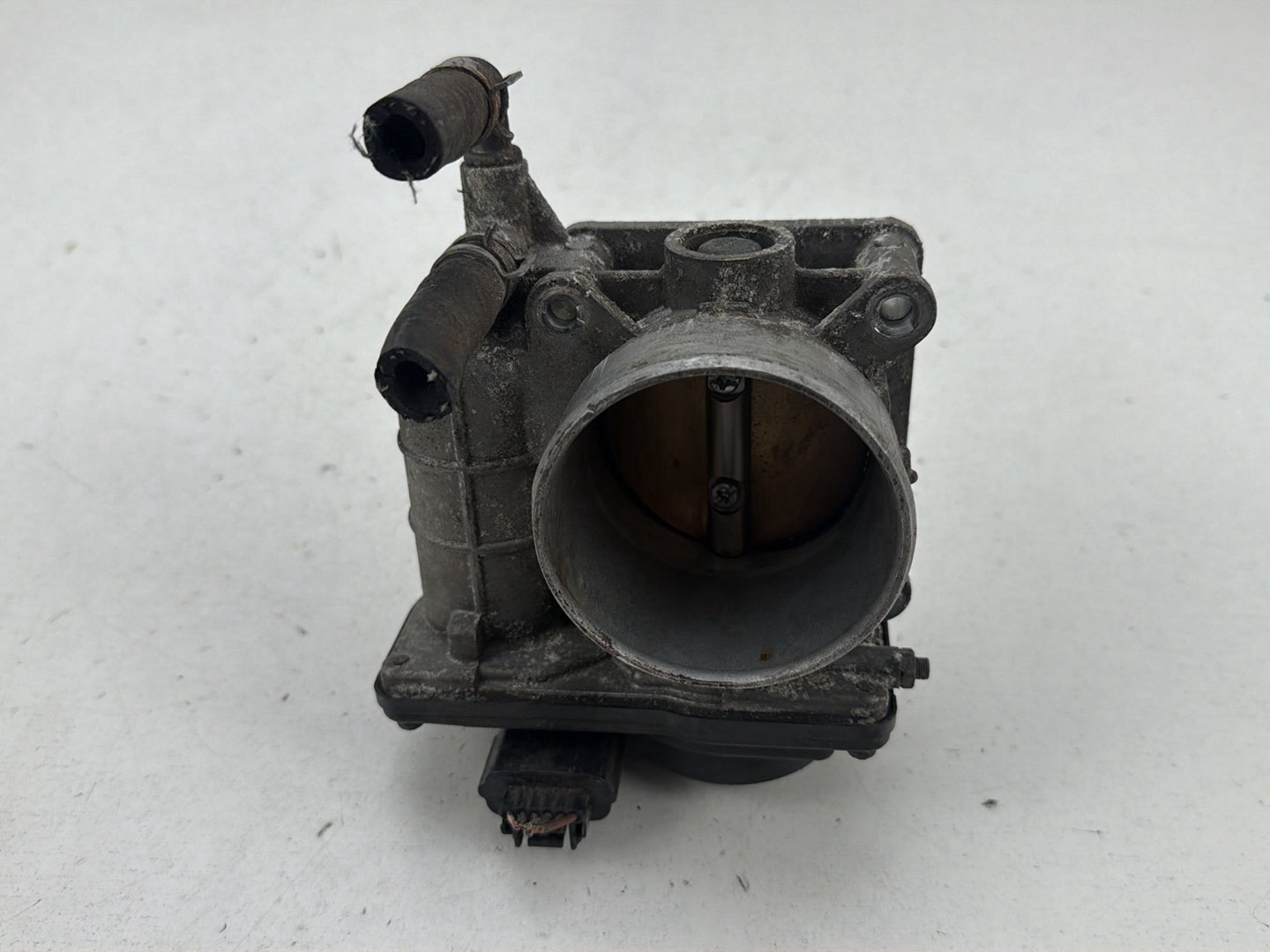 2014-2019 Infiniti Q50 V37 - Left Engine Throttle Body Valve Control Unit OEM