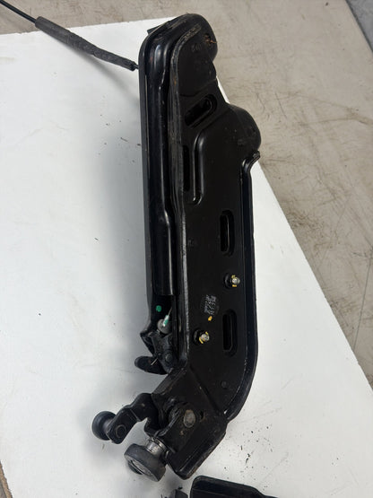 2015-2021 Kia Sedona Right/Left Power Sliding Door Center Roller Latch Hinge OEM