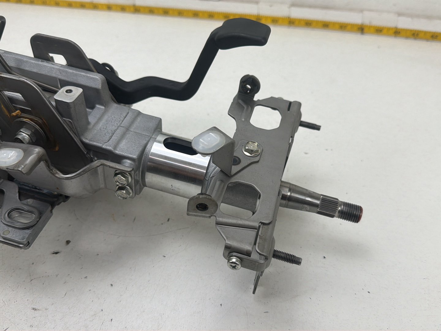 2014-2022 Infiniti Q50 Manual Tilt Steering Column Shaft Assembly OEM