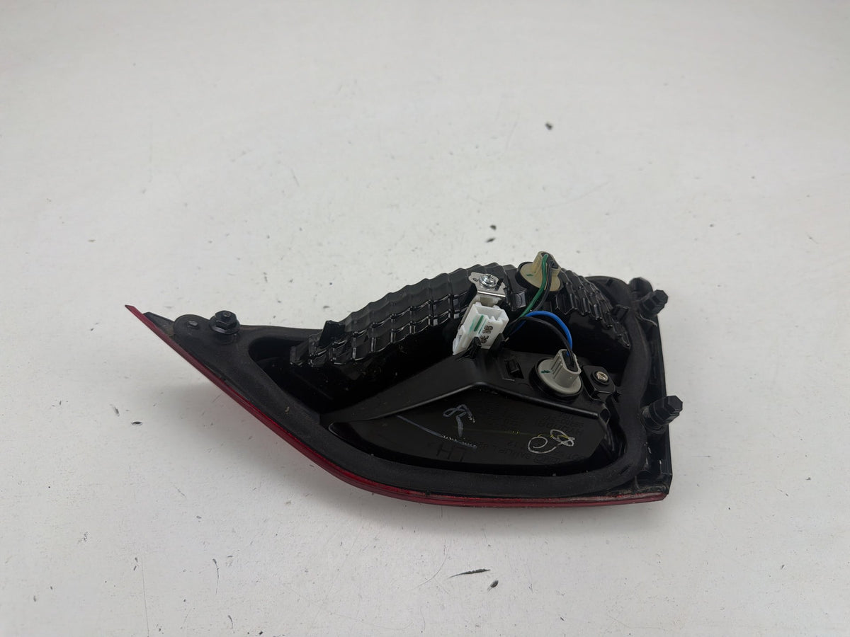 2014–2016 Hyundai Elantra Rear Left Inner Trunk Lid Tail Light 92403-3Y500 OEM