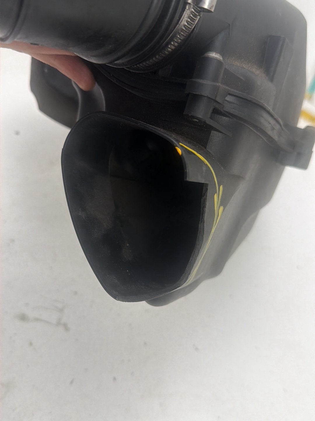 2007-2013 BMW X5 4.4L Left Air Intake Filter Housing/ Box 7577455 OEM