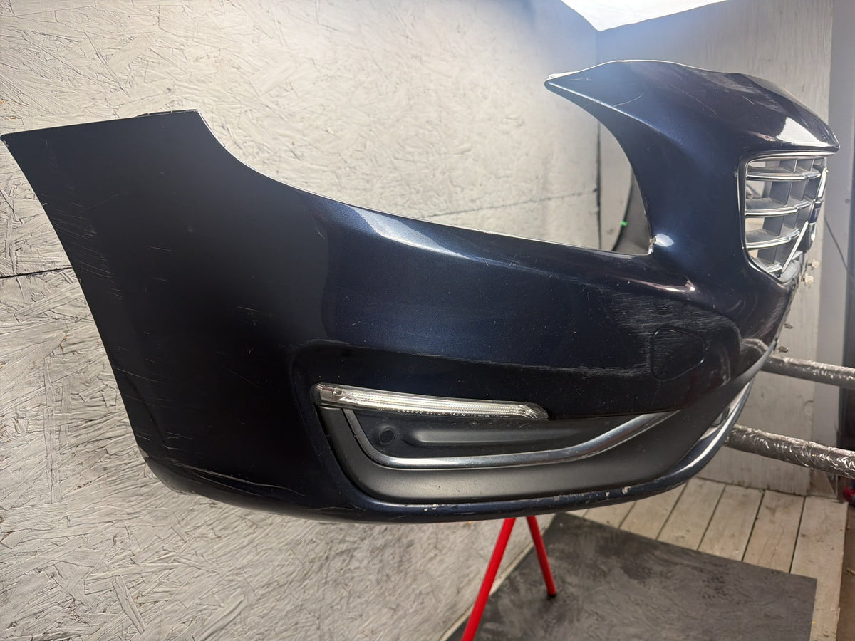 2011-2018 Volvo S60 Front Bumper Cover Assembly OEM