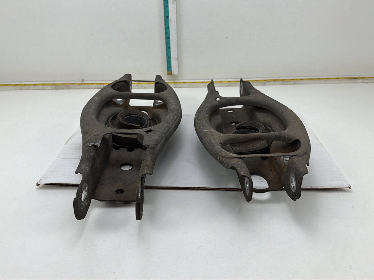 2014 BMW X1 E84 SUV Left Rear Lower Control Arm 6764420 OEM