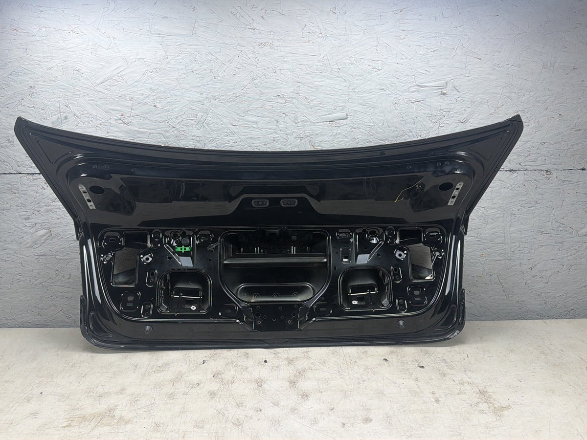 2015-2018 Volkswagen Jetta Rear Tailgate Liftgate Trunk Lid Panel OEM
