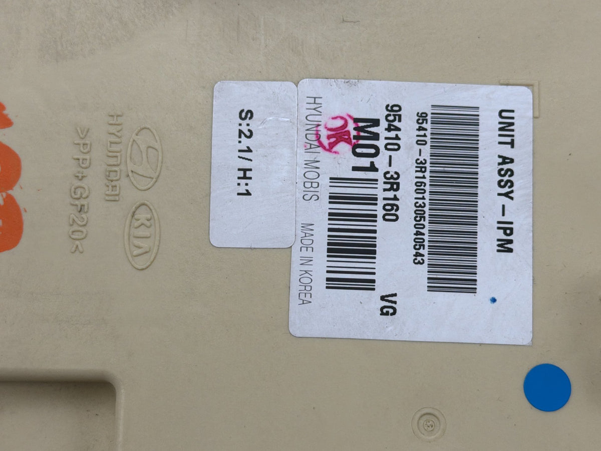 2014-2016 Kia Cadenza Body Control Fuse Relay Box Module 95410-3R160 OEM