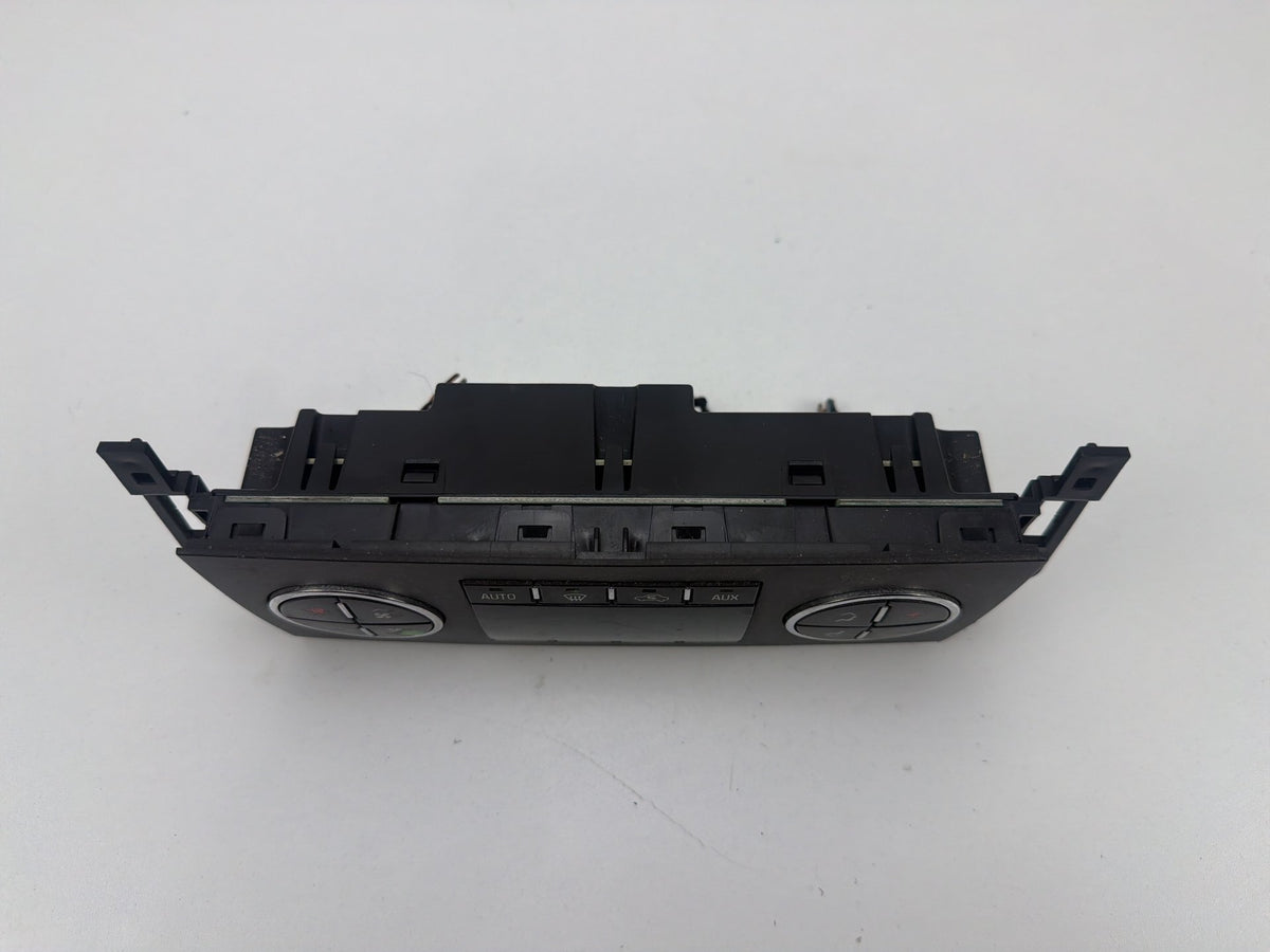 2007-2011 GMC Yukon - Heater AC Temperature Climate Control 25869946 OEM