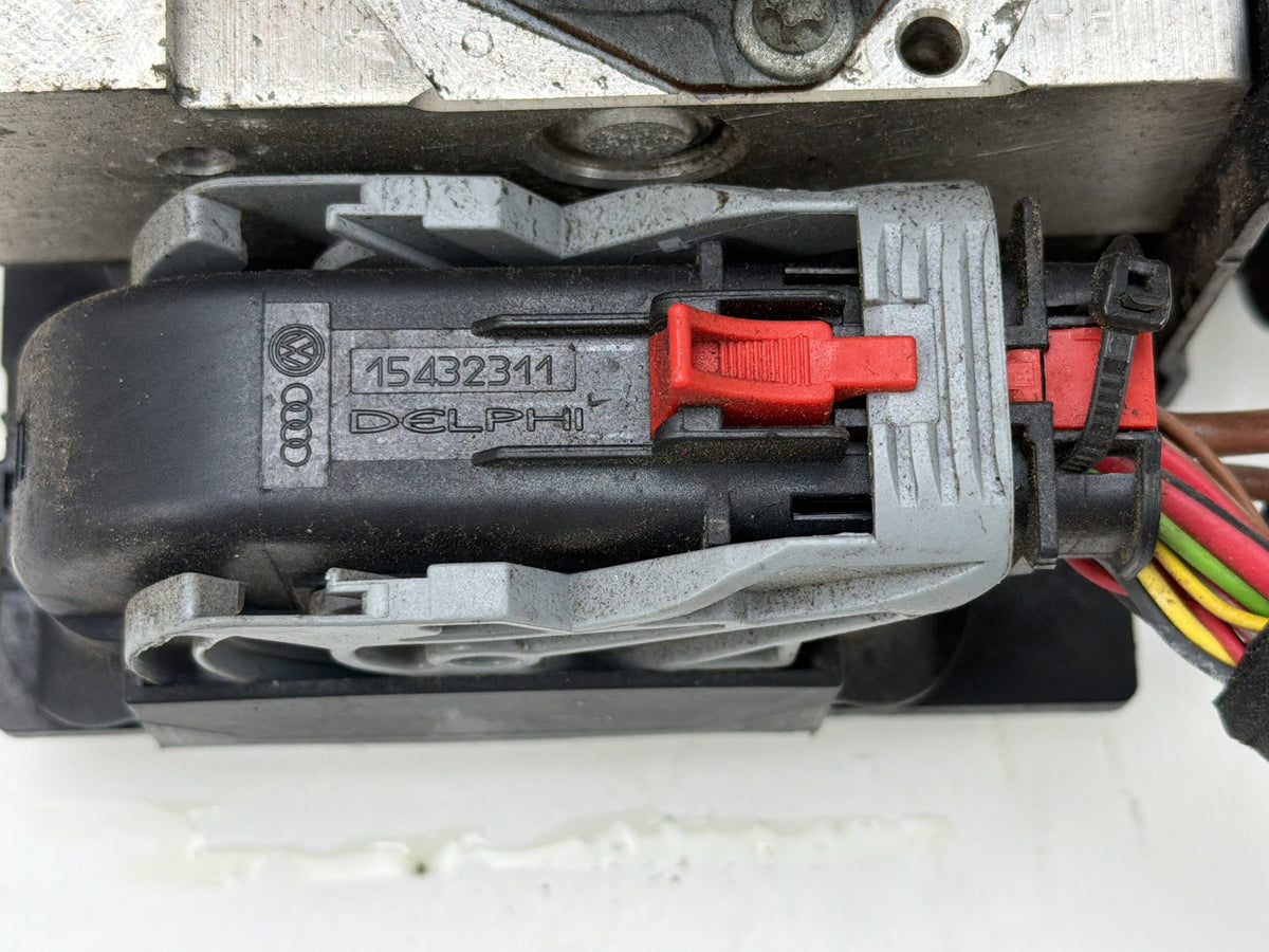 2015-2017 Audi Q5 ABS Anti-Lock Brake Pump Control Module 8R0614517DB OEM