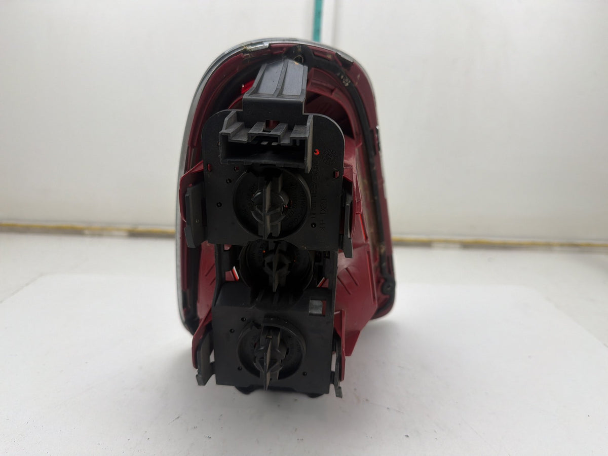 2007-2010 Mini Cooper R56 R57 Rear Right Tail Light Lamp 2751308 OEM