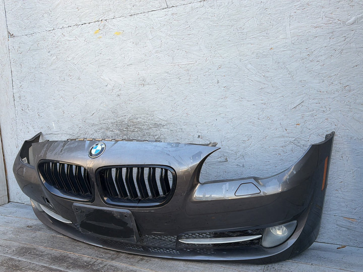 2012-2016 BMW 528i F10 Front Bumper Cover Assembly 7200722 OEM