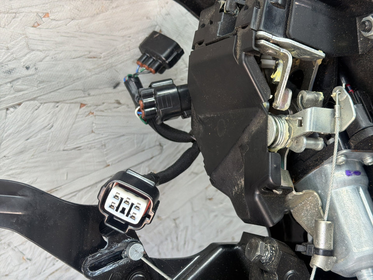 2010-2015 Lexus IS250 Convertible Left Driver Side Top Hinge Assembly Motor OEM