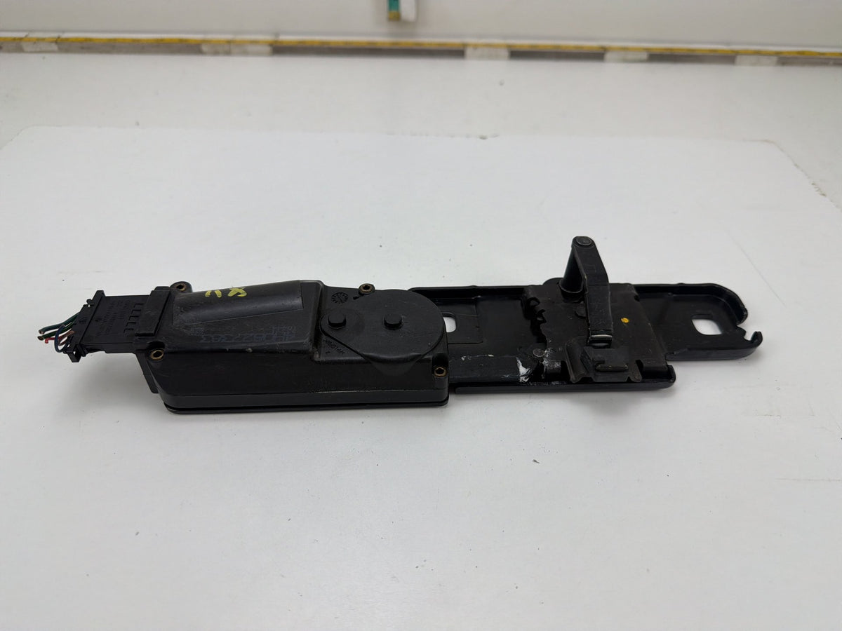 2012-2018 Audi A7 4G Power Trunk Lid Striker Plate Latch Motor Soft Close OEM