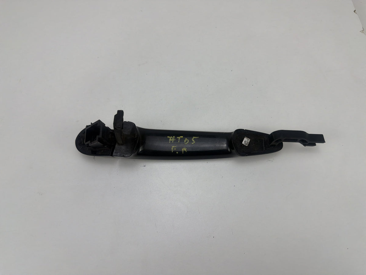 2009-2011 BMW 335i xDrive Front Right Passenger Side Exterior Door Handle OEM