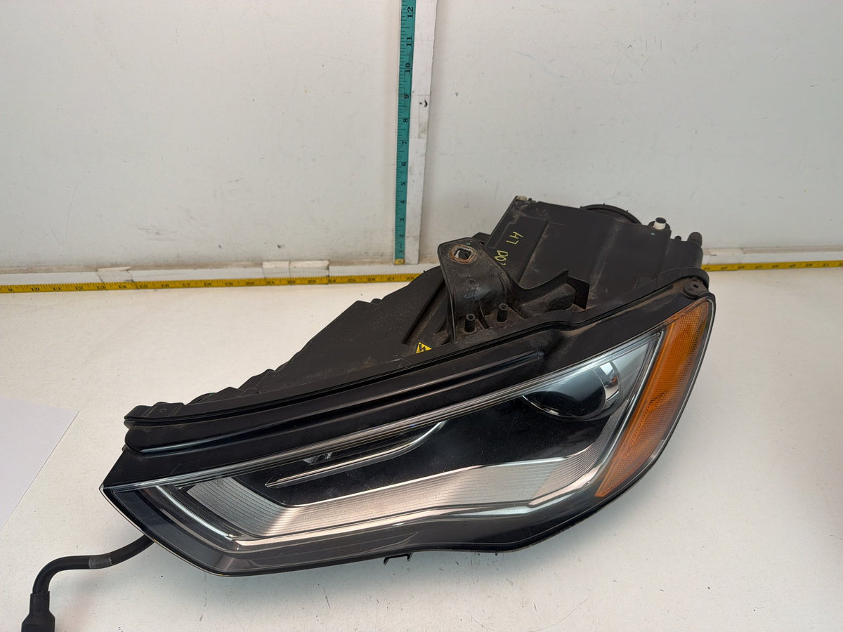 2015-2016 Audi A3 Front Left Driver Side Bi-Xenon LED Headlight 8V0941005B OEM