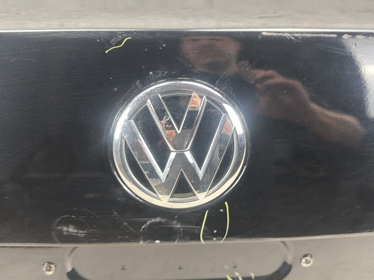 2015-2018 Volkswagen Jetta Rear Tailgate Liftgate Trunk Lid Panel OEM