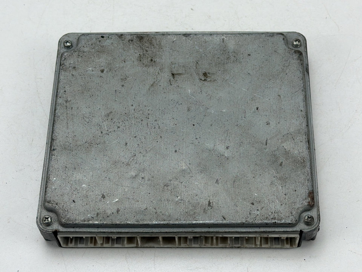 2005 Toyota Sienna Engine Computer Control Module Unit ECU 89661-08120 OEM