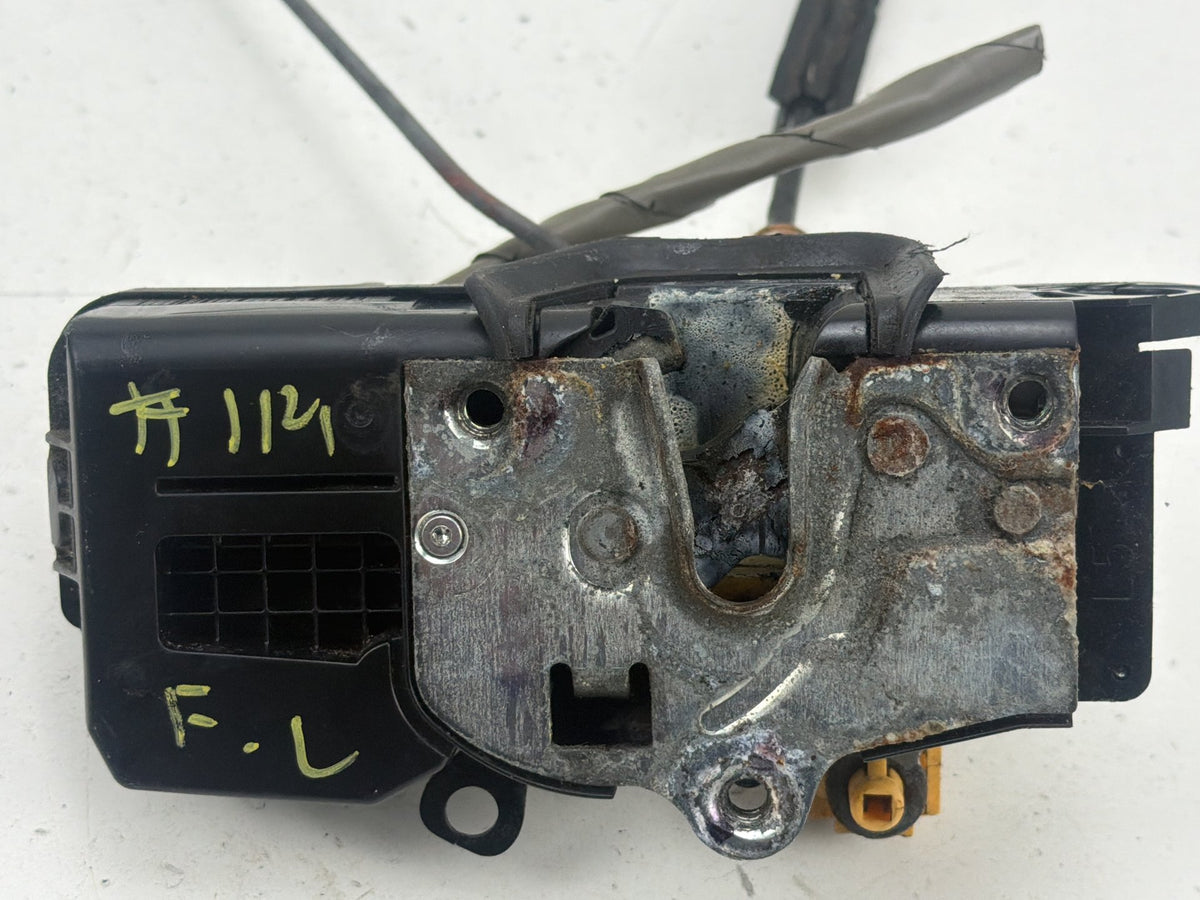 2007-2014 GMC DENALI GMT900 Front Left Driver Side Power Door Lock Actuator OEM