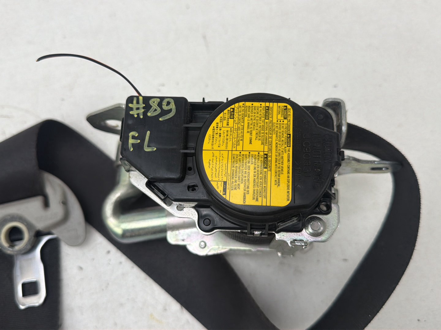 2007-2009 Lexus ES350 S190 Front Left Driver Side Seat Belt J090331 OEM