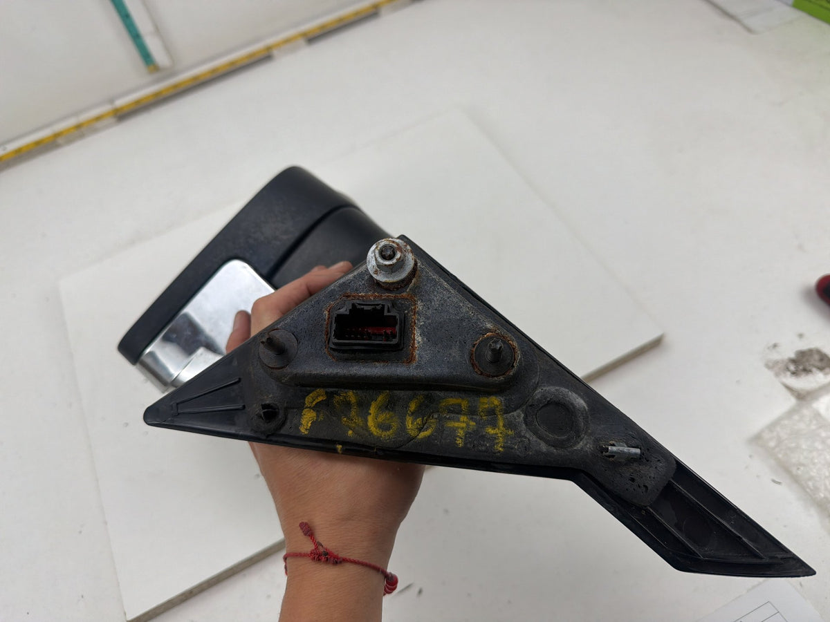 2005-2007 Ford Five Hundred Front Right Passenger Side Door Mirror OEM