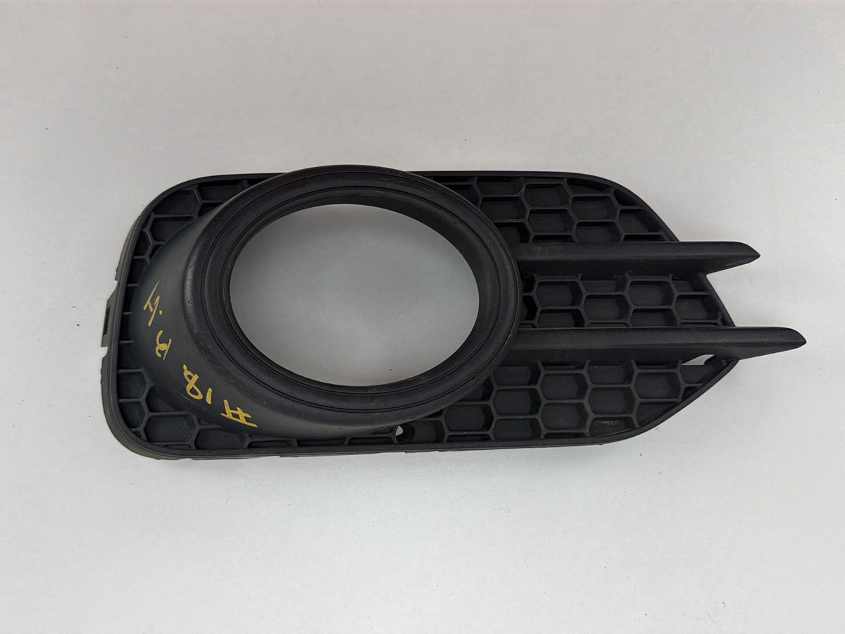 2013-2017 Volkswagen Tiguan Right Fog Light Cover 5N0-853-666 OEM