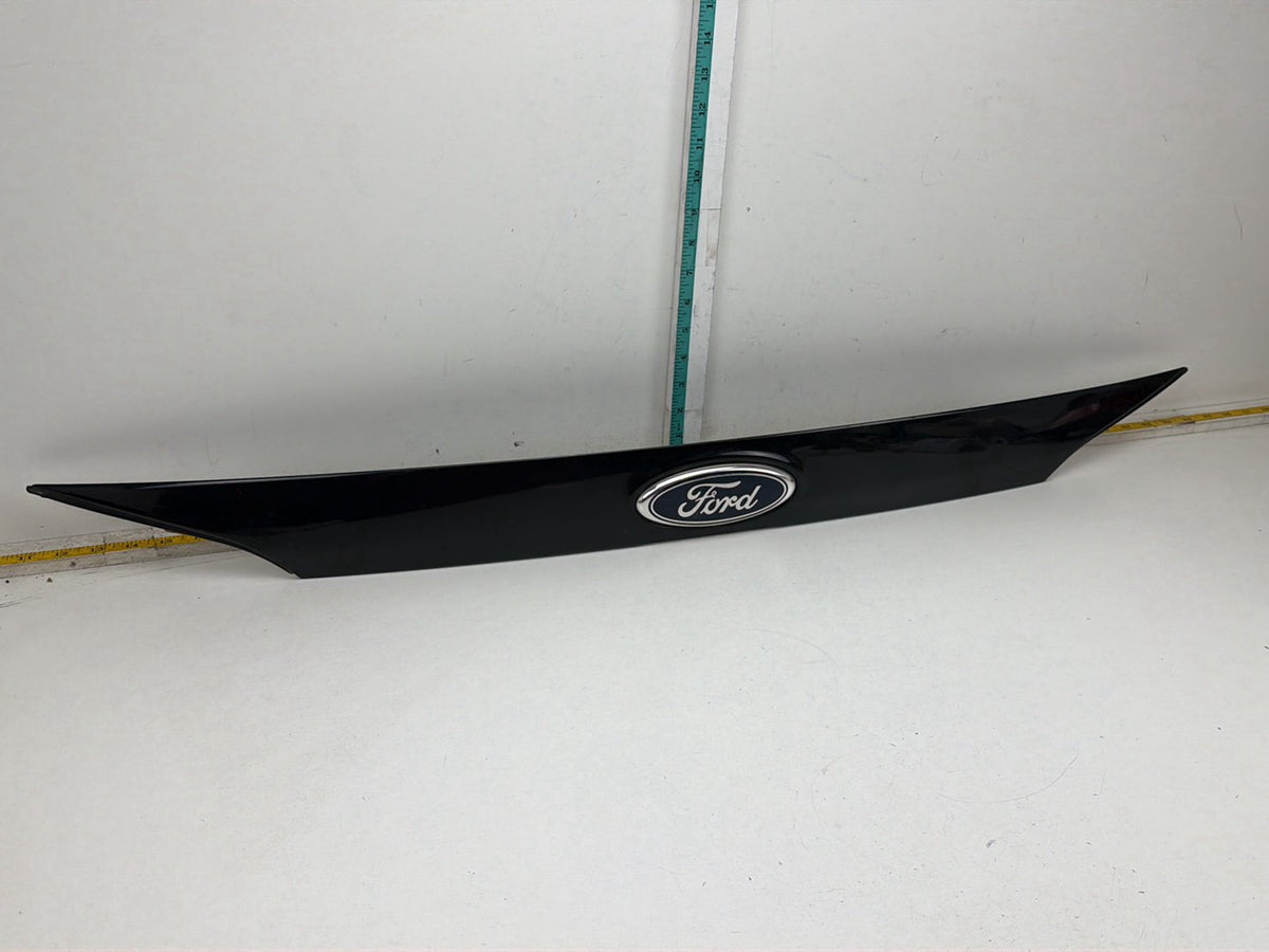 2012-2017 Ford Focus MK2-Sedan Rear Trunk Molding Panel Handle BM51-F43404-AH OEM