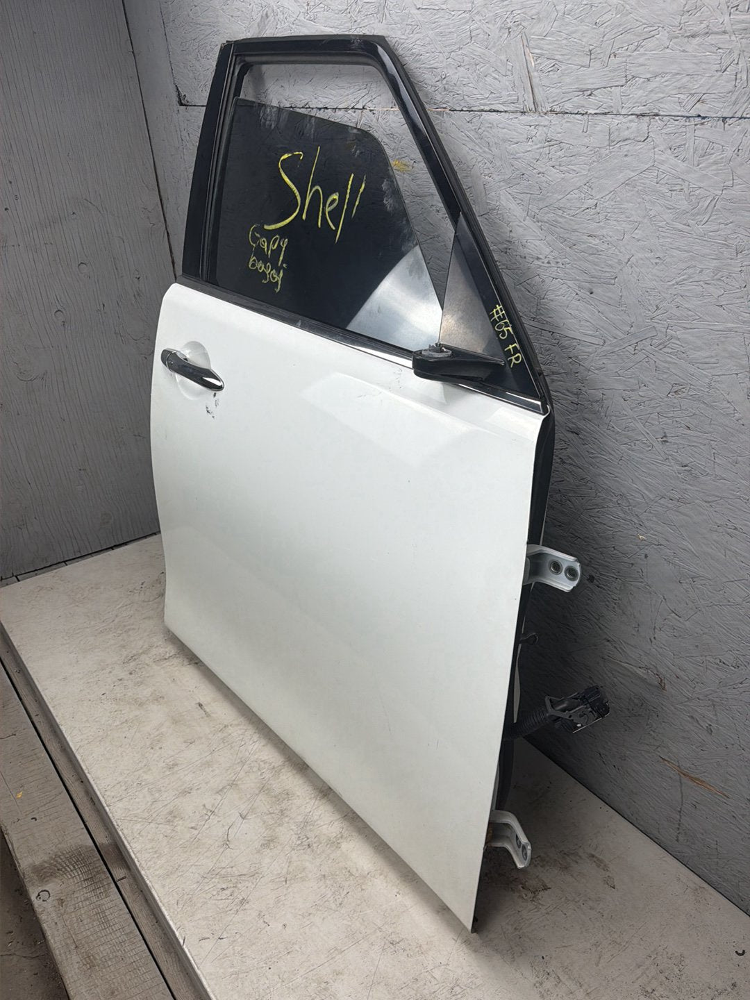 2011-2013 Infiniti QX56 Front Right Passenger Side Door Shell Panel W/Glass OEM