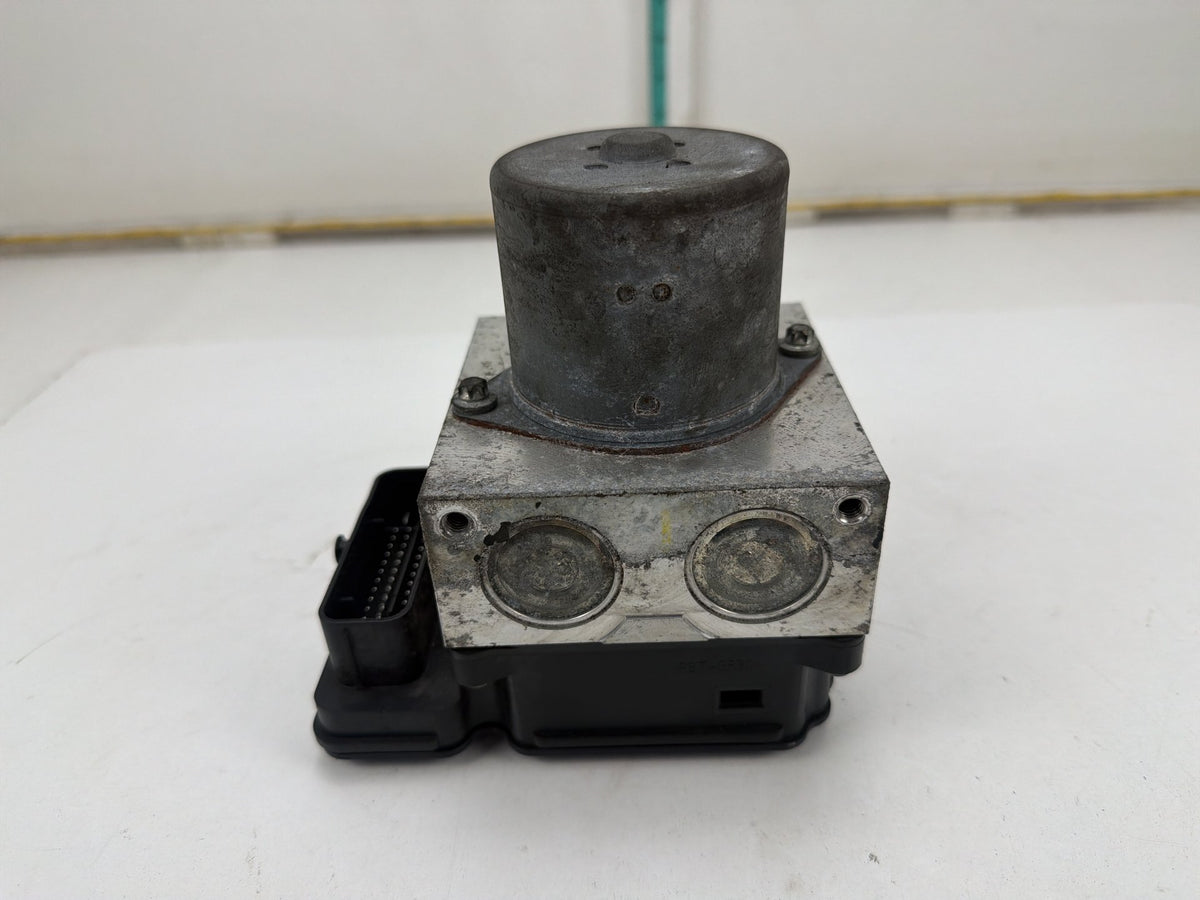 2012 Jeep Grand Cherokee ABS Anti-Lock Brake Pump Control Module 68164629AA OEM