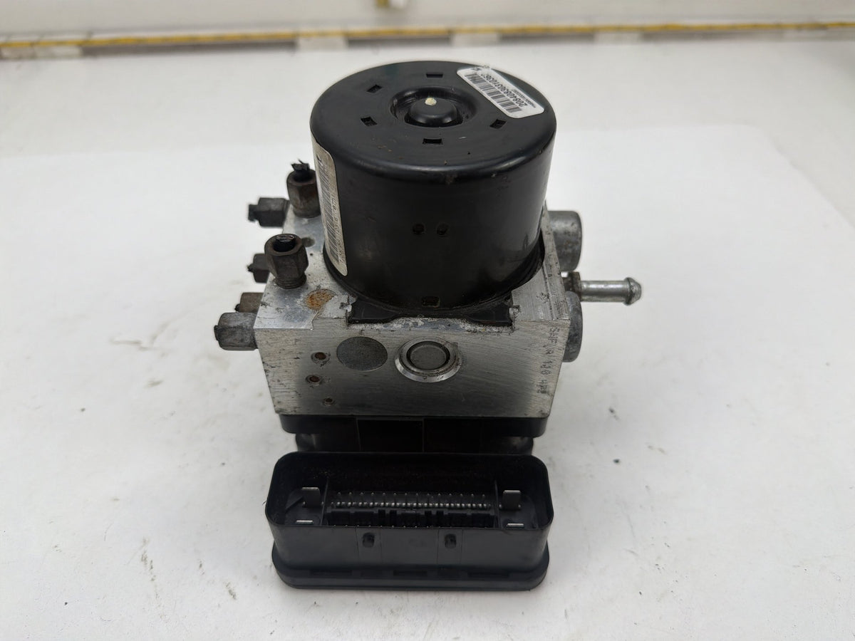 2006 Jeep Grand Cherokee ABS Anti-Lock Brake Pump Control Module P52124081AE OEM