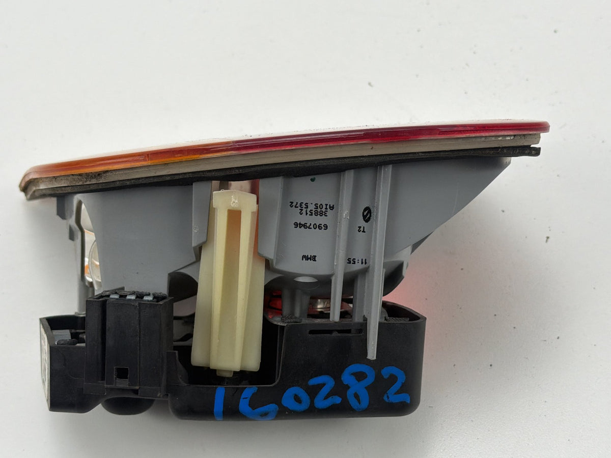 2002-2005 BMW E46 325i Sedan Rear Right Trunk Mounted Tail Light 6907938 OEM