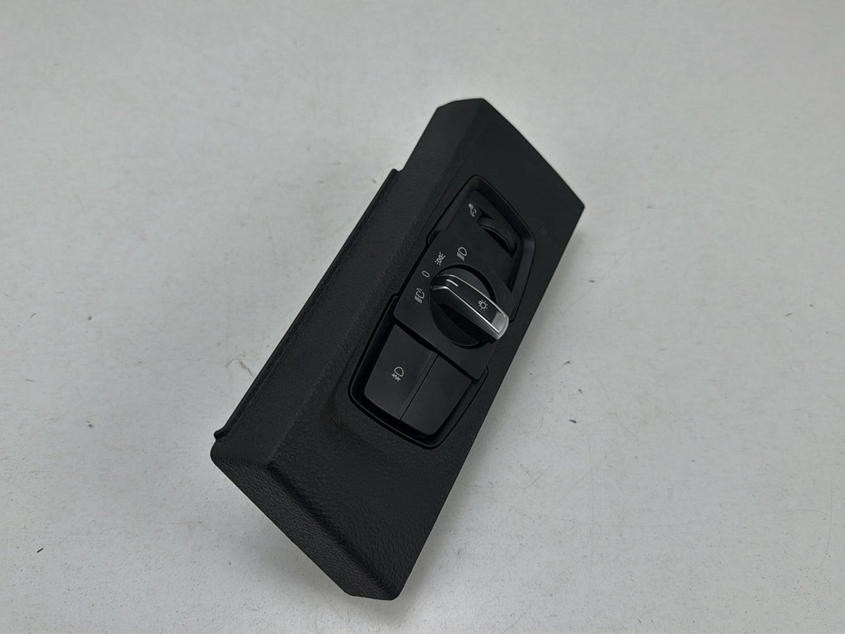 2014-2016 BMW 228i F22 Front Left Headlight Fog Light Switch 9265297 OEM