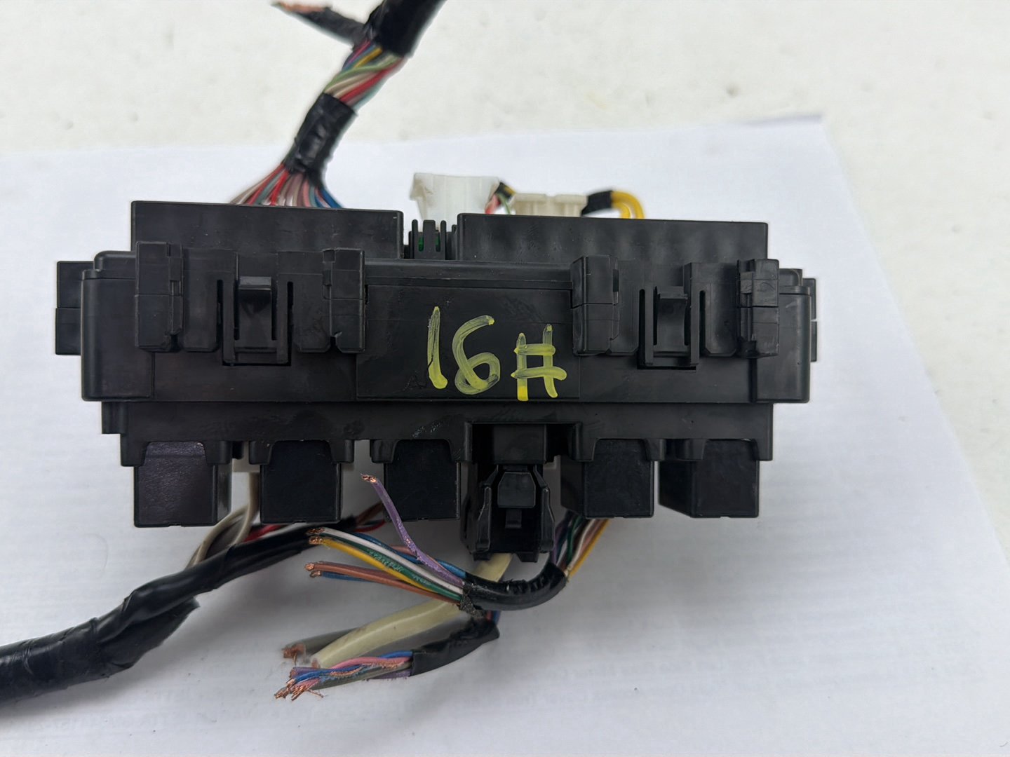 2014-2020 Infiniti Q50 V37 Interior Cabin Fuse Junction Box Block Unit OEM