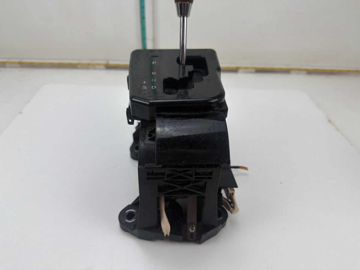 2007-2012 Lexus ES350 Automatic Transmission Floor Shifter Assembly w/Knob OEM