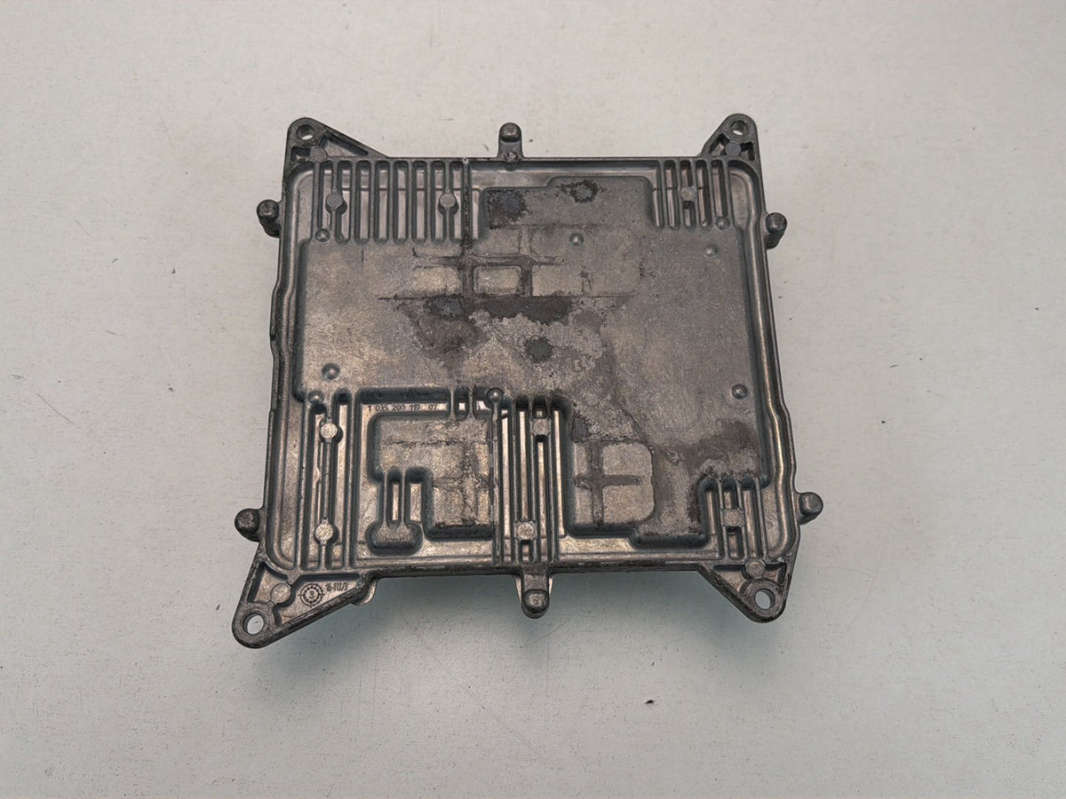 2014-2016 BMW 228i F22 Engine Computer Control Module Unit 8631689 OEM