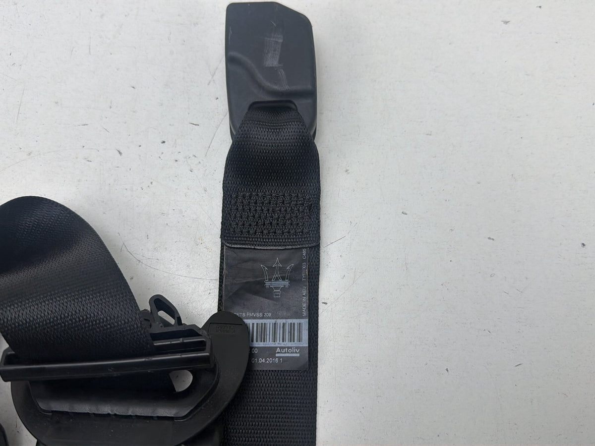 2014-2017 Maserati Ghibli Right Front Seat Belt Retractor 627069500 OEM