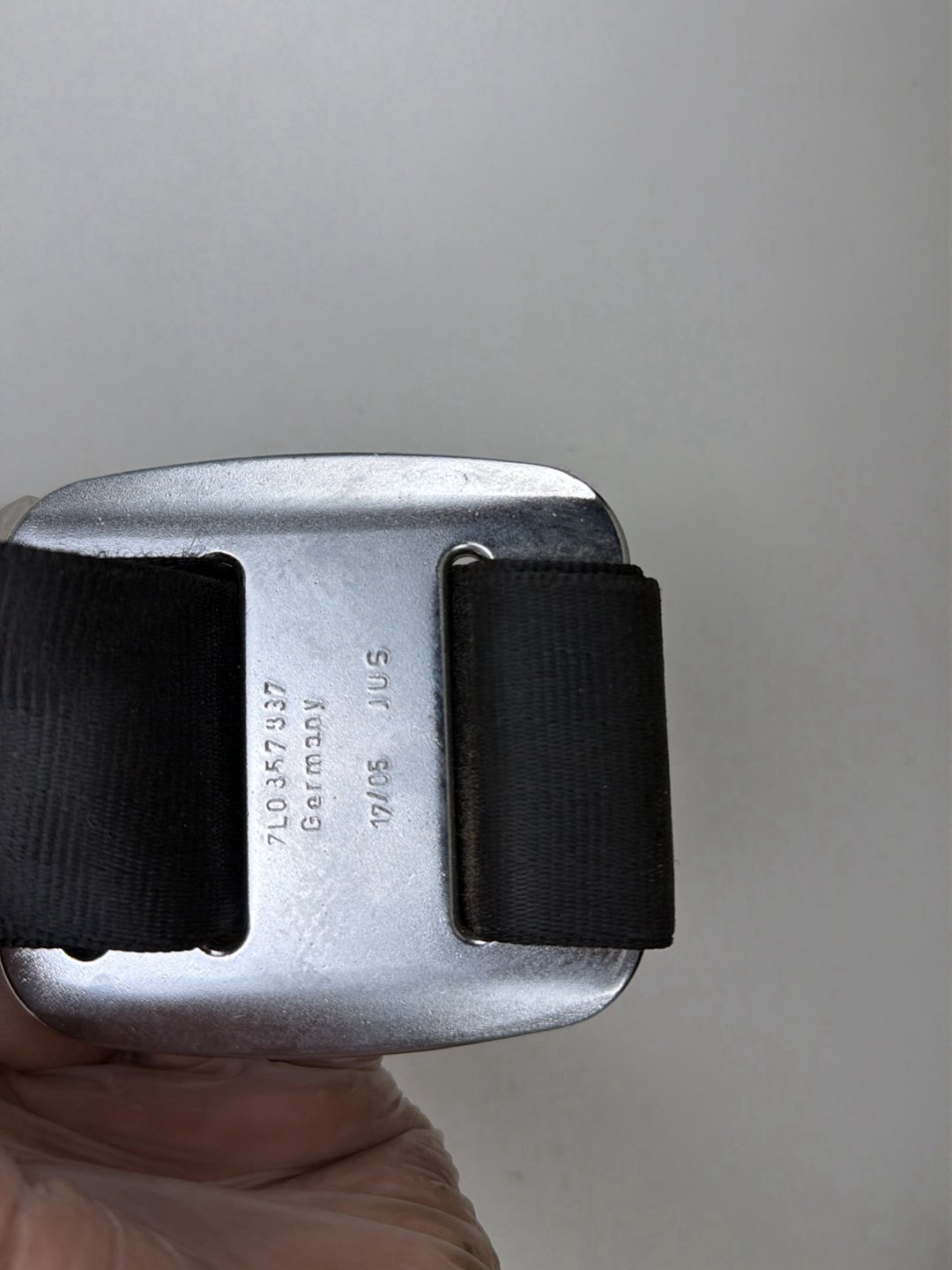 2003-2006 Porsche Cayenne Right Rear Passenger Seat Belt 7L0857806A OEM