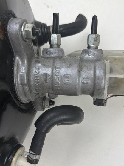 2008-2013 Infiniti G37 Power Brake Booster Master Cylinder Reservoir Tank OEM
