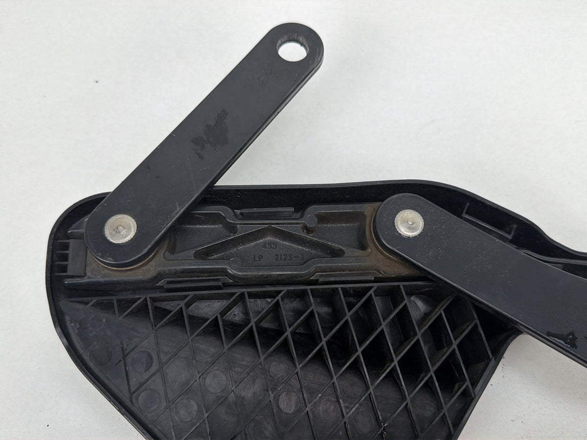 2010-2015 Toyota Prius Front Left & Right Side Windshield Wiper Arm Set OEM