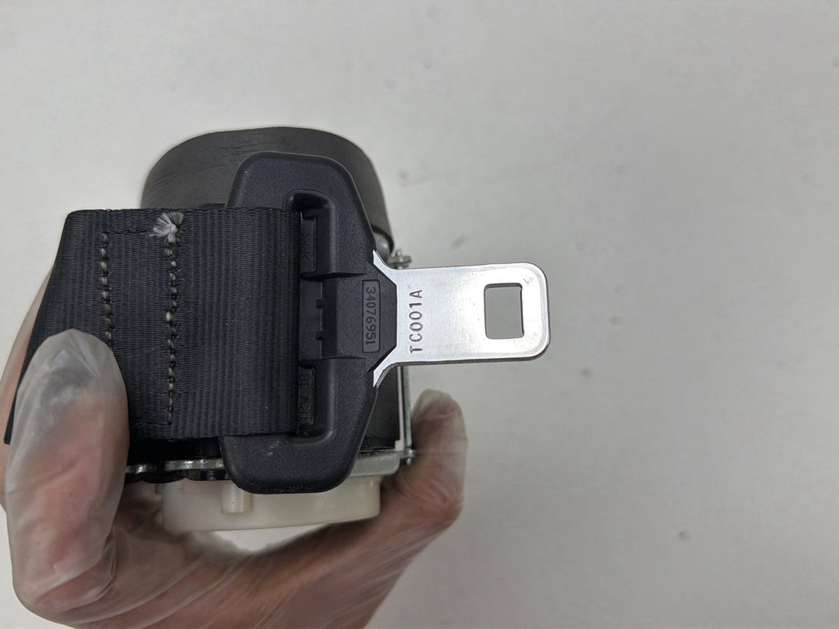 2012-2014 Ford Focus MK2-Rear Left Seat Belt 34074153CBL OEM