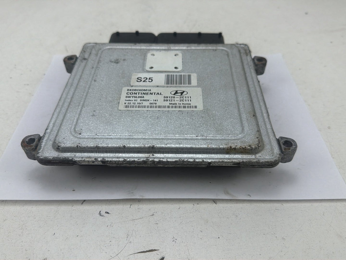 11-13 Kia Forte - Engine Computer Control Module 39122-2G182 OEM